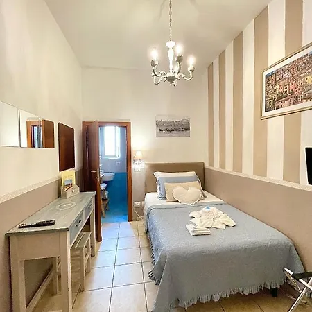 Le Di Livia 2* Siena